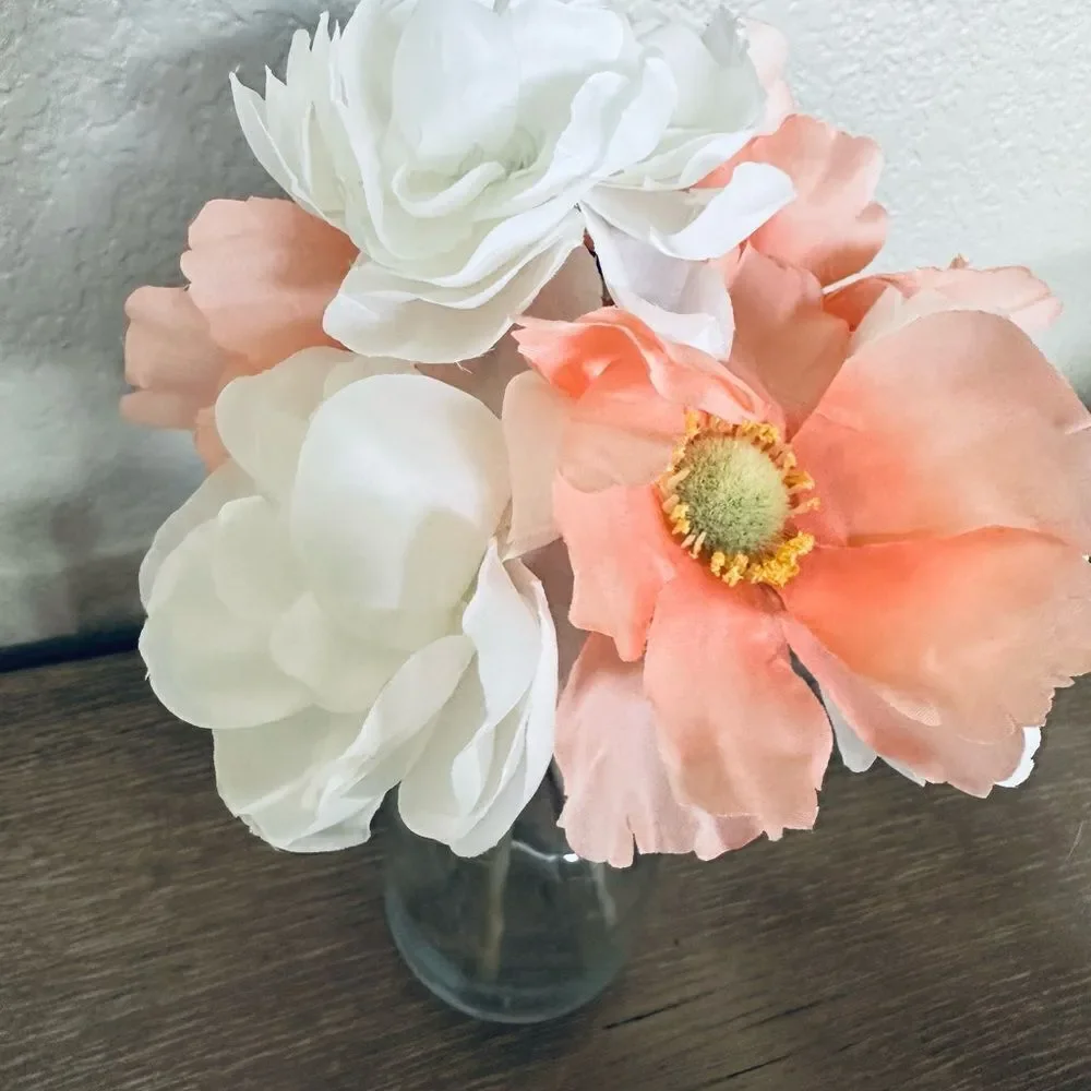 Floral Arrangement White Coral Peach Flowers in Vase
